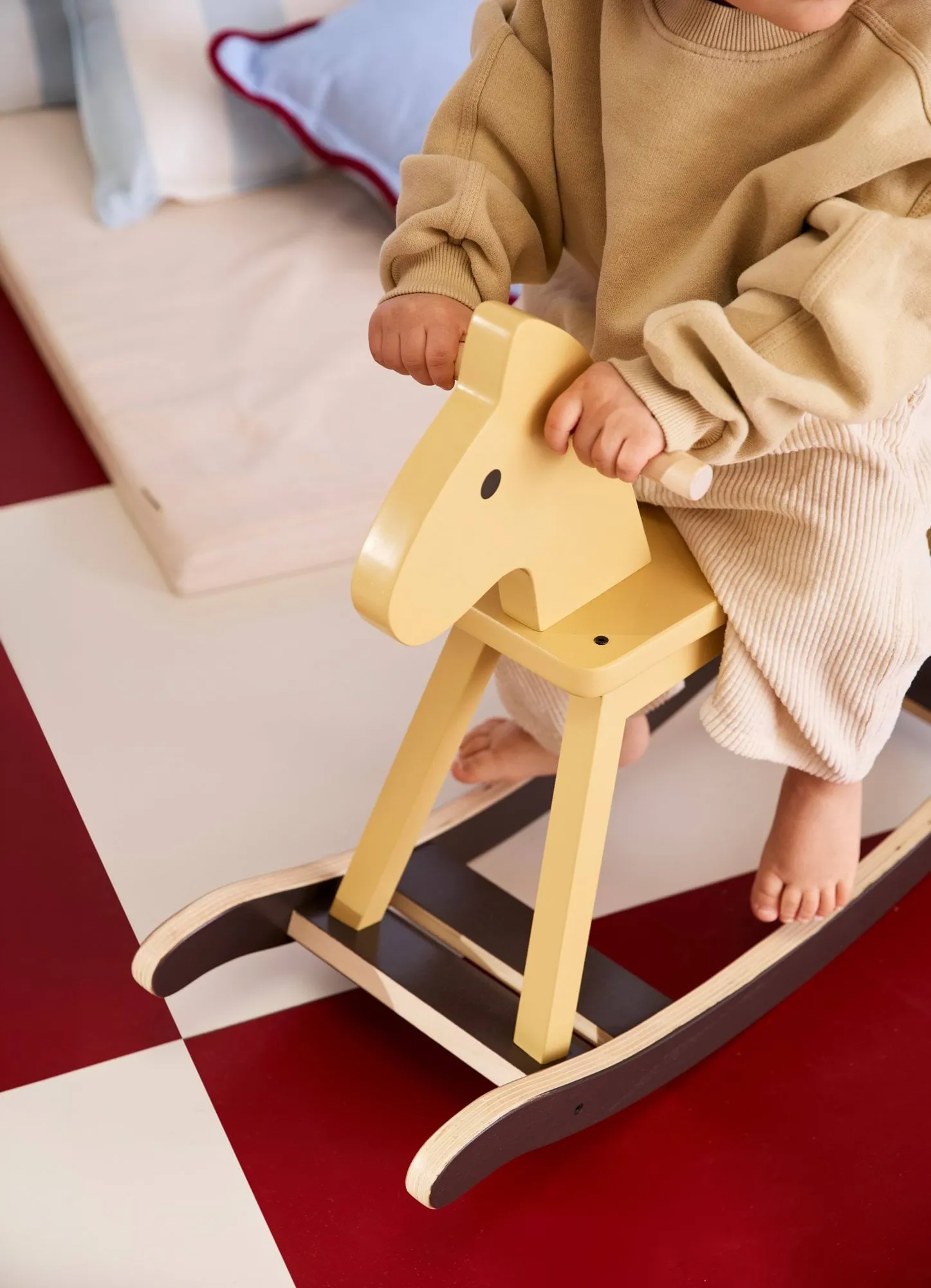 Kid's Concept rocking horse, Honey yellow Kid's Concept