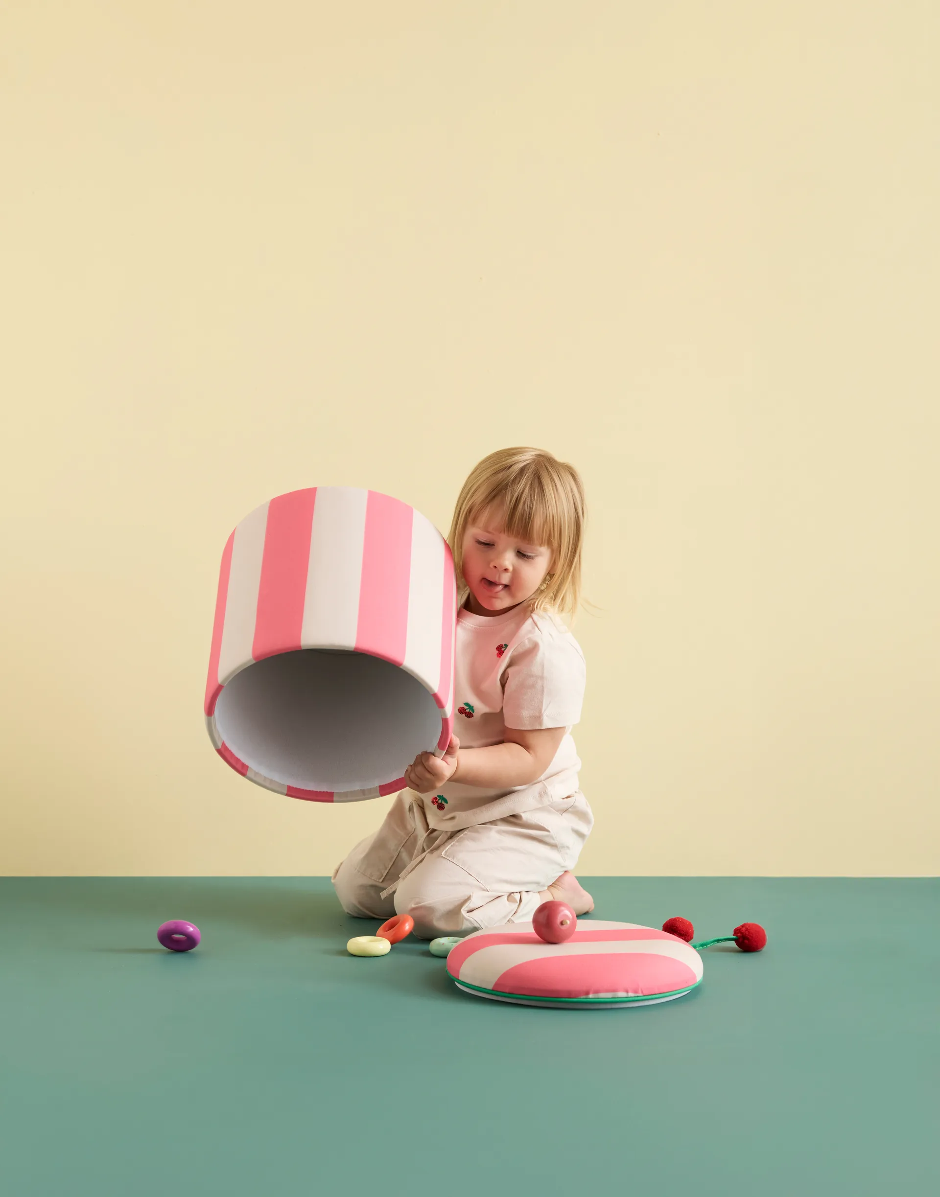 Storage cylinder pouf, Pink, Ø40x30.5 cm Kid's Concept