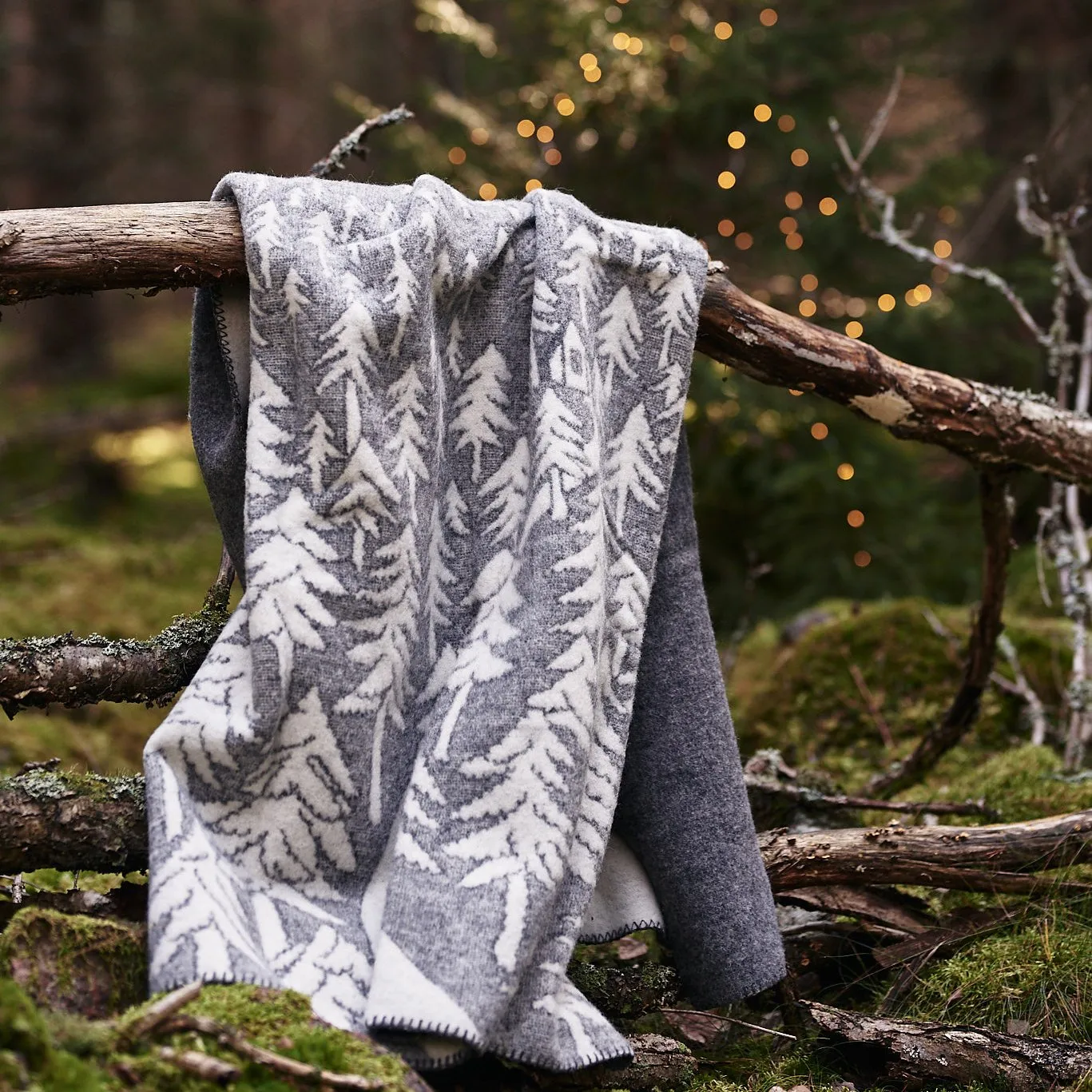 House in the Forest wool blanket, grey Klippan Yllefabrik
