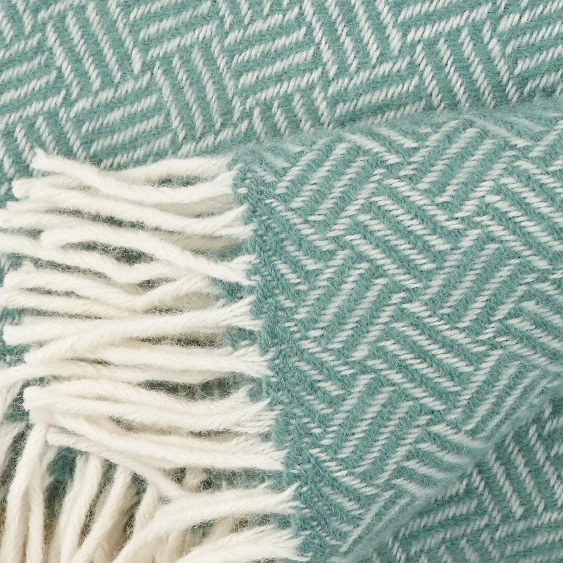 Samba wool throw, mint Klippan Yllefabrik