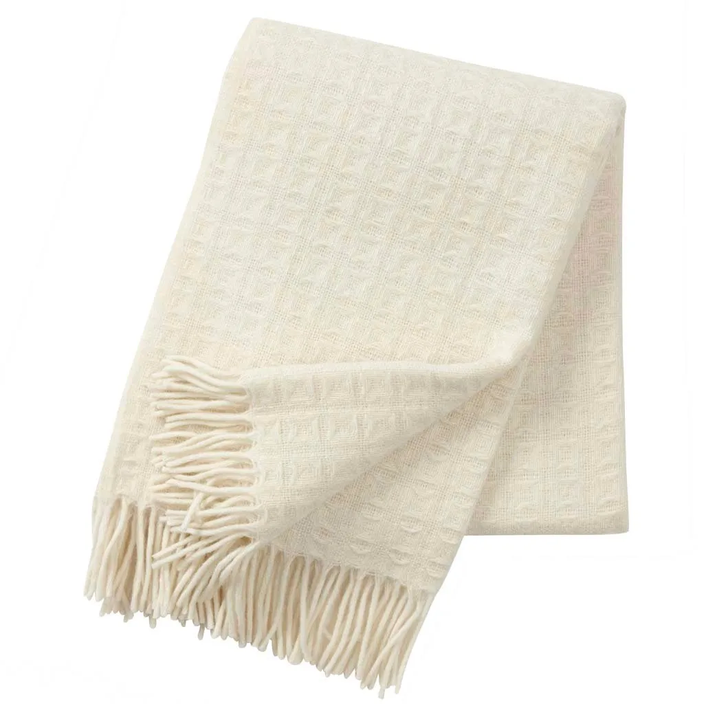 Twist wool throw, natural white Klippan Yllefabrik