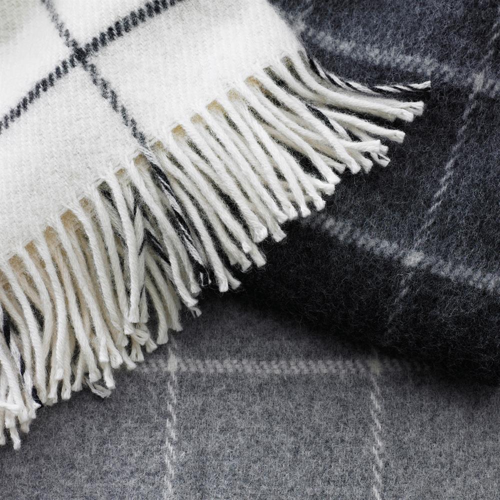 Vinga wool throw, white Klippan Yllefabrik
