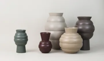 Tortus Archie vase No4 37 cm - Dark grey - Knabstrup Keramik