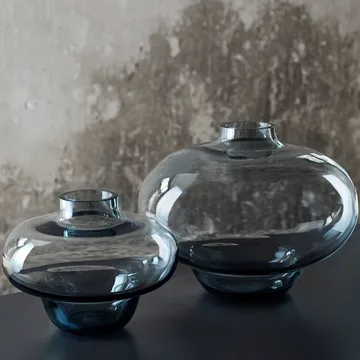 Kappa vase 160 mm - grey - Kosta Boda