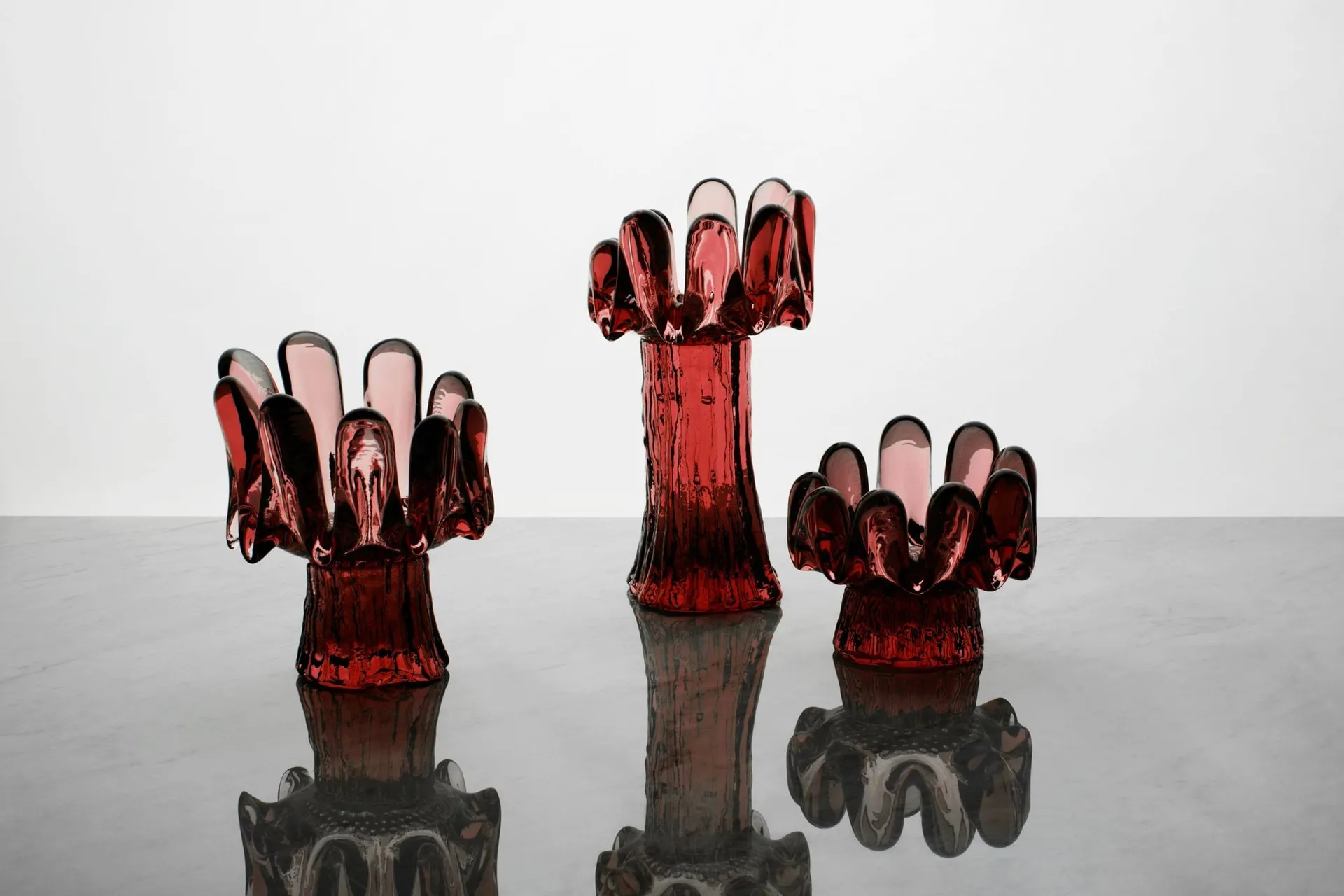 Sunflower candle holder 9.2 cm, Red Kosta Boda
