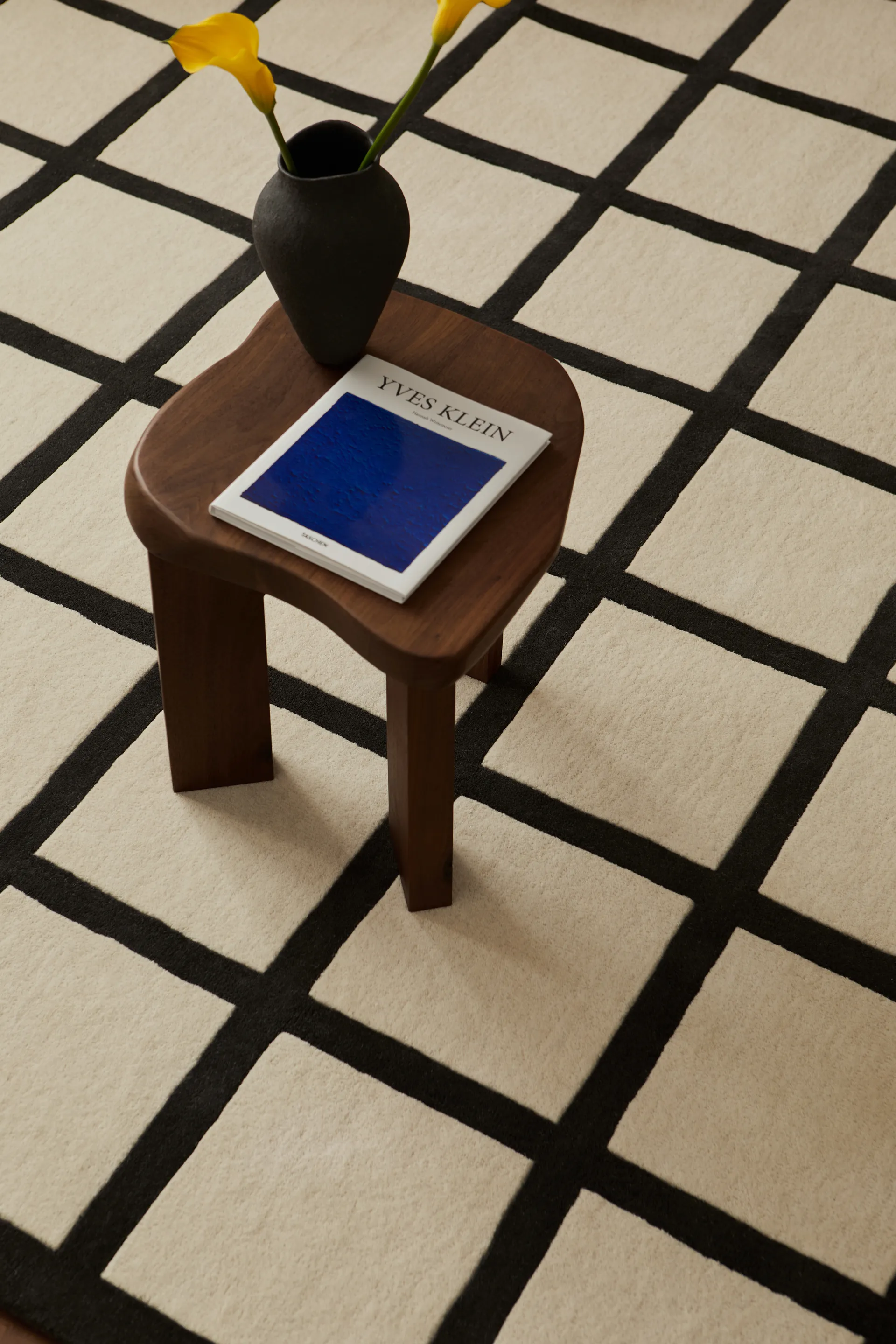Avenue Checked Bone wool carpet, White. 250x350 cm Layered