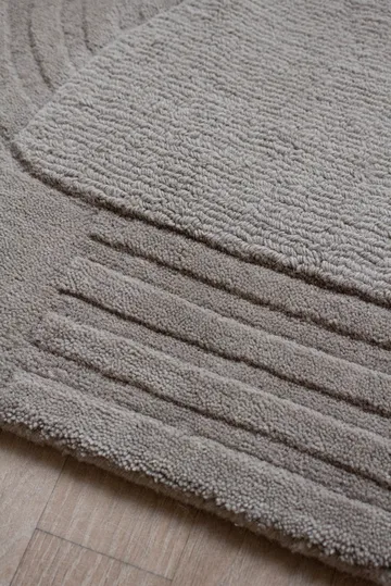 Circular wool carpet 220x350 cm - Light oatmeal - Layered