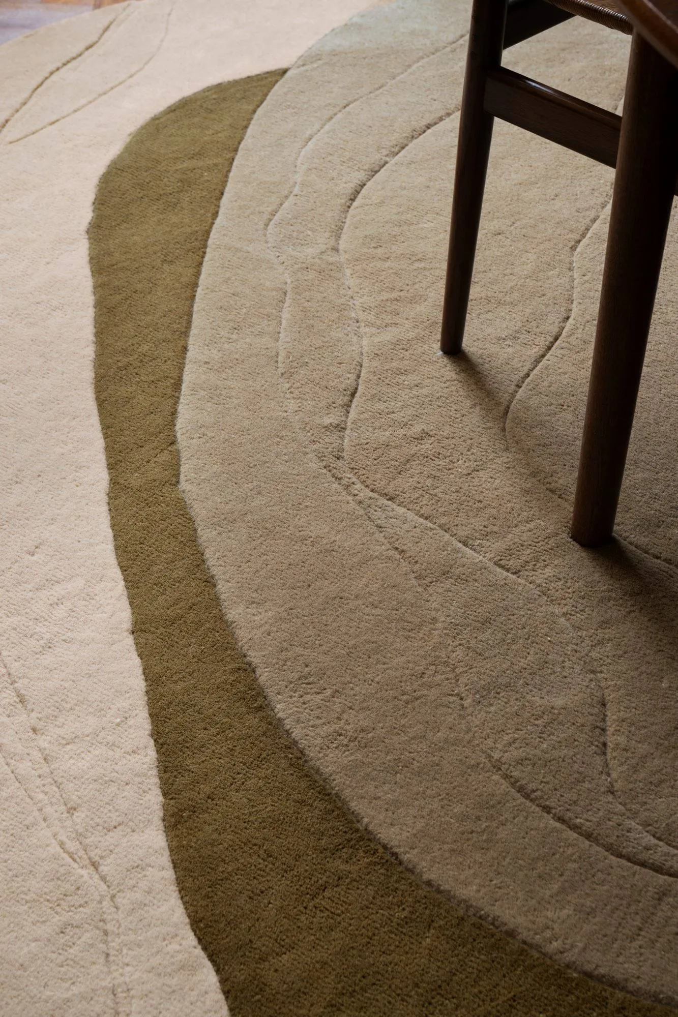 Erik Bratsberg Lozza wool rug, Olive, 270x350 cm Layered