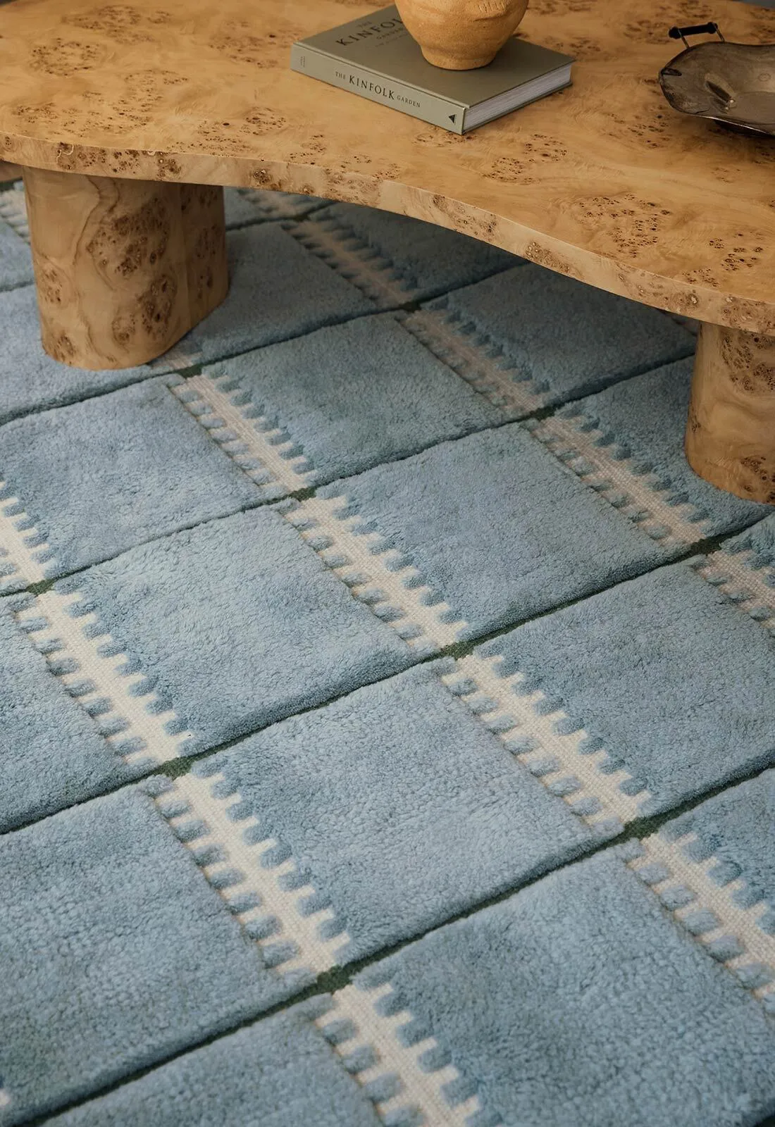 Lilly wool carpet, Blue, 250x350 cm Layered