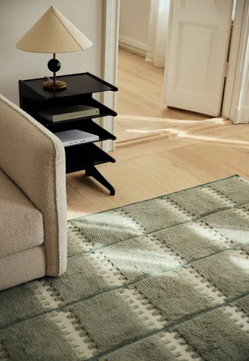 Lilly wool carpet - Green, 250x350 cm - Layered