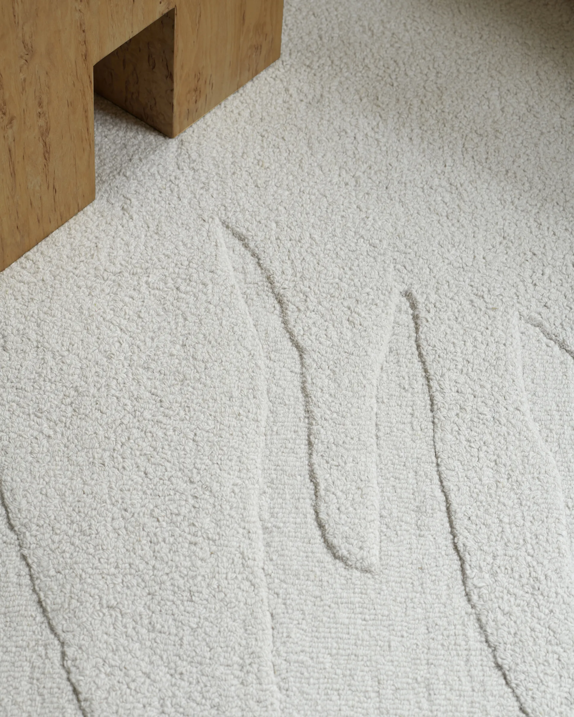 Nami wool carpet, Bone White 300x400 cm Layered