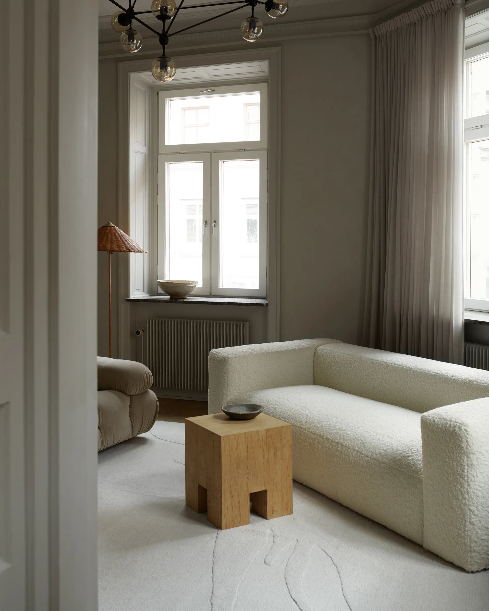 Nami wool carpet, Bone White 300x400 cm Layered