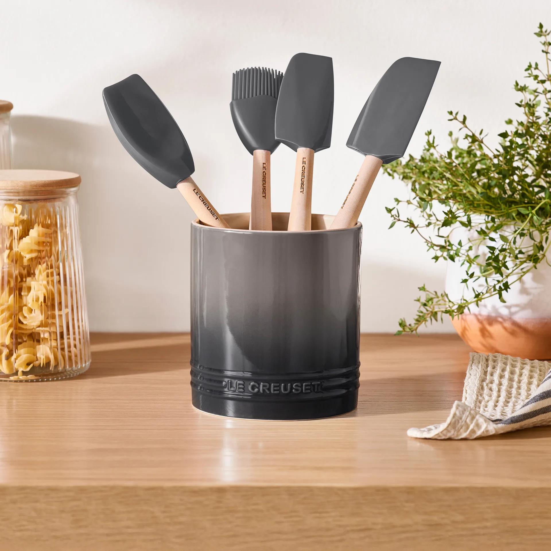Signature stoneware cutlery and utensil jar 1.1 L, Flint Le Creuset