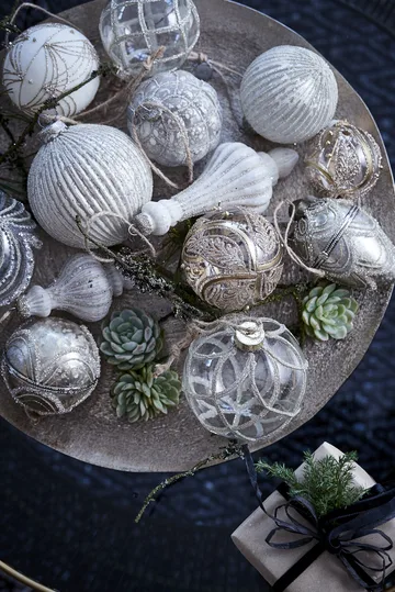 Norille Christmas bauble Ø8 cm - Off white - Lene Bjerre