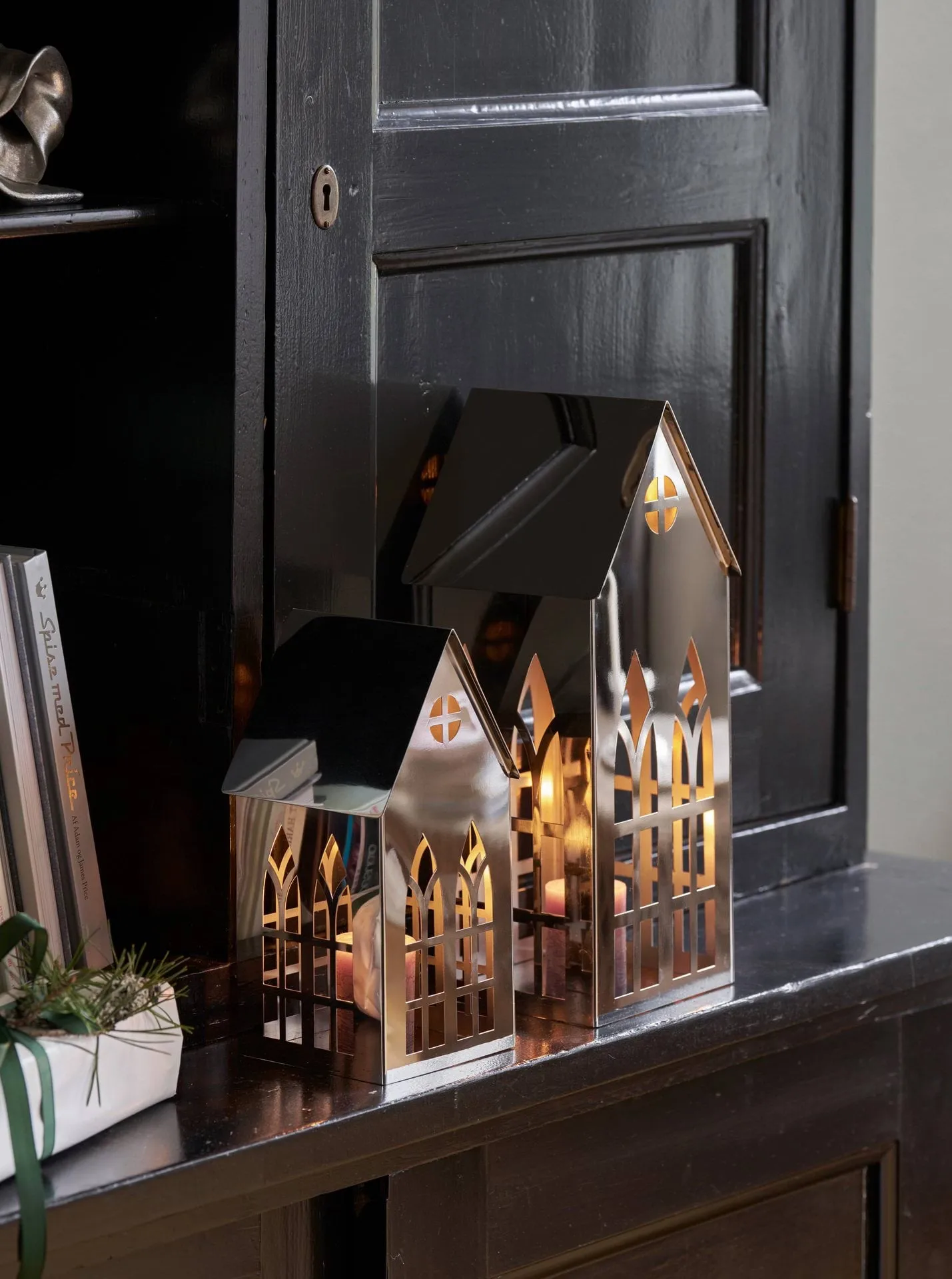 Sigrine house tealight holder, Silver-coloured, 11.5x11xH23 cm Lene Bjerre