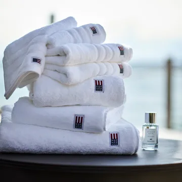 Icons Original bath towel 70x130 cm - white - Lexington