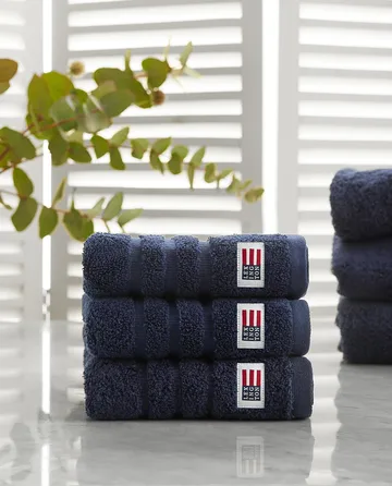 Icons Original towel 30x50 cm - Dress blue - Lexington