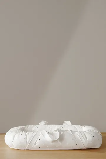Gro printed babynest - Classic dot creme de la creme - Liewood