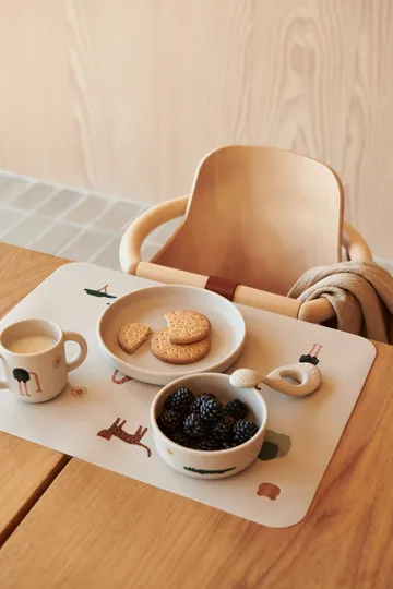 Vivi printed dinnerware set 4 pieces. - Safari sandy mix - Liewood