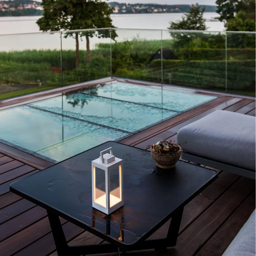 Lantern T2 table lamp, White Light-Point