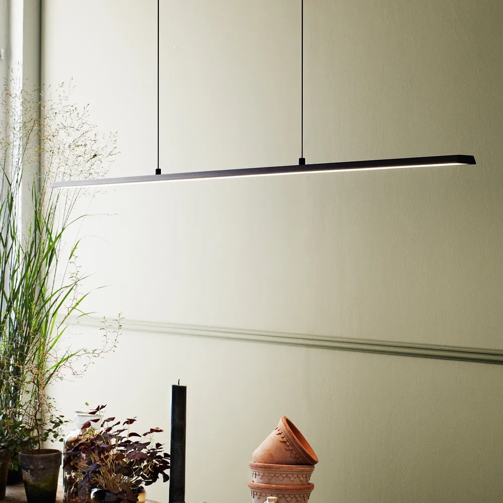 Slim S1200 pendant lamp, Black Light-Point