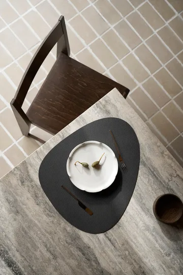 Corduroy placemat curve L - Black - LIND DNA
