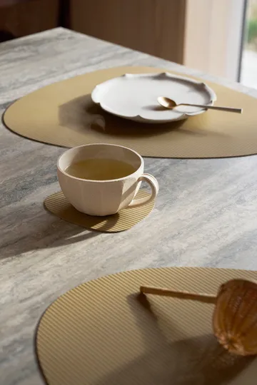 Corduroy placemat curve L - Khaki - LIND DNA