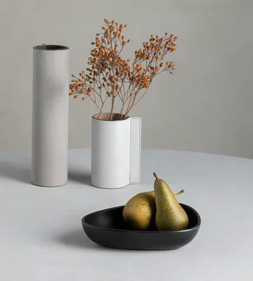 Curve Stoneware deep plate 19x22 cm - black - LIND DNA