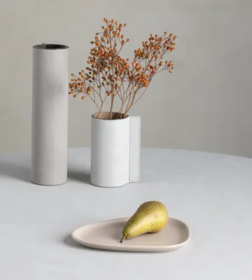Curve Stoneware small plate 19x22 cm - Sand - LIND DNA