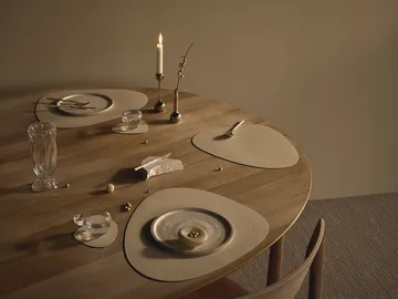 Nupo placemat curve L - Vanilla - LIND DNA