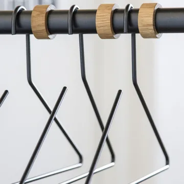 Slim hanger - Black - LIND DNA