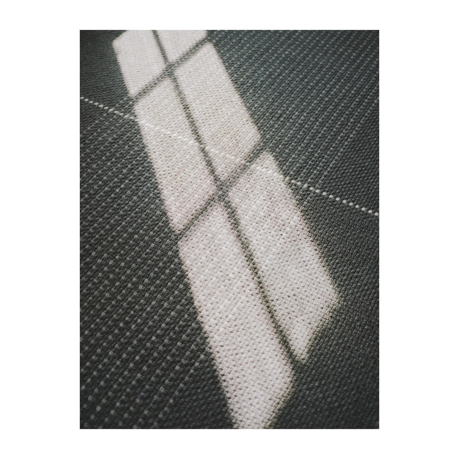 Awakened Mind wool carpet 200x300 cm, Charcoal Linie Design