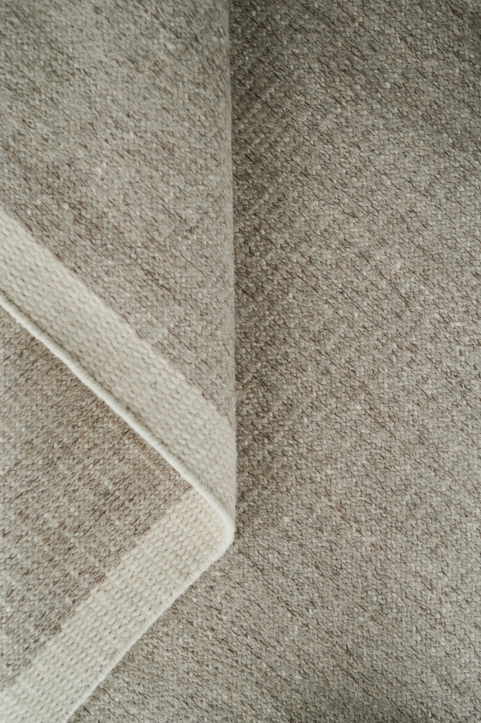 Frode wool rug 140x200 cm, Natural Linie Design