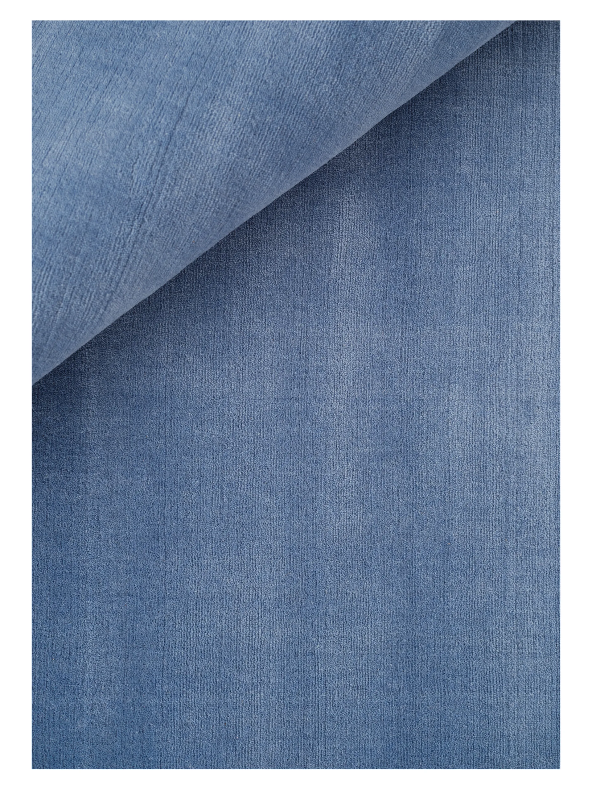 Halo Cloud wool carpet, Blue. 250x350 cm Linie Design