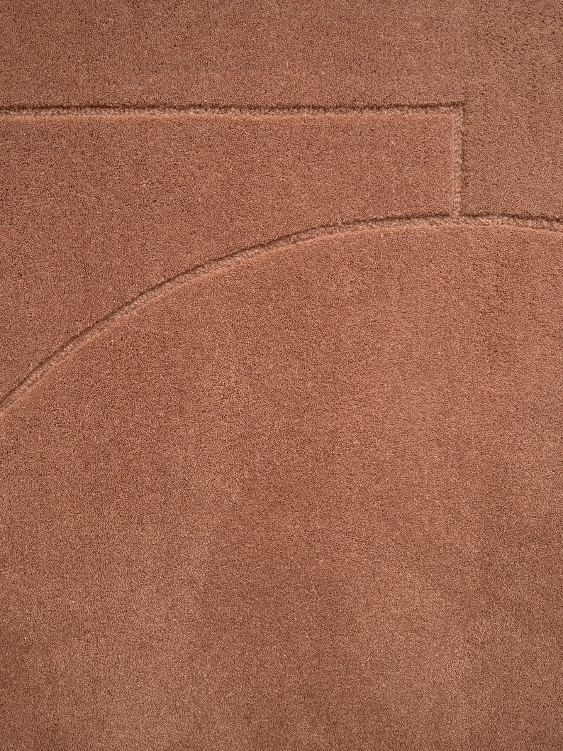 Lineal Poem wool carpet, Amber. 250x350 cm Linie Design