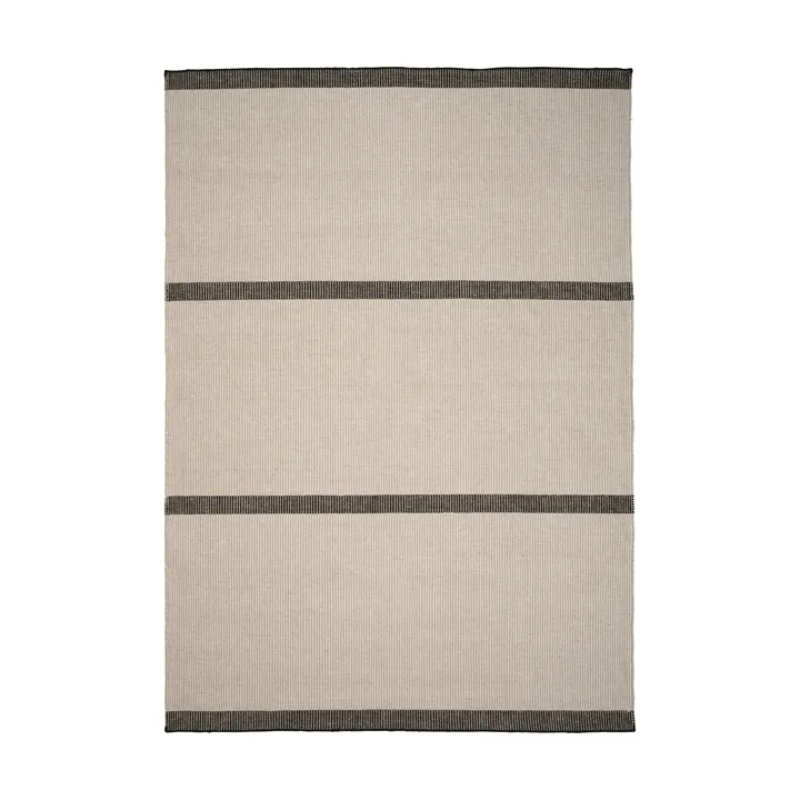 Rastoolo rug - Black. 200x300 cm - Linie Design
