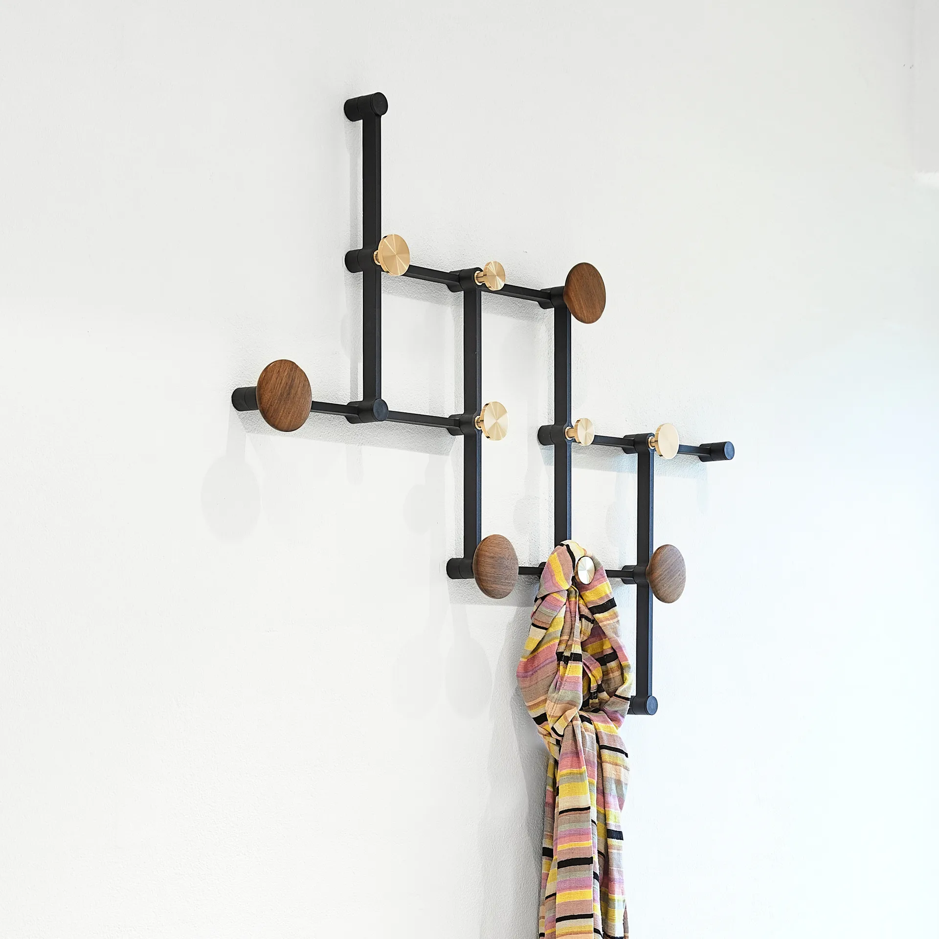 X•TEND hanger, wallnut LoCa