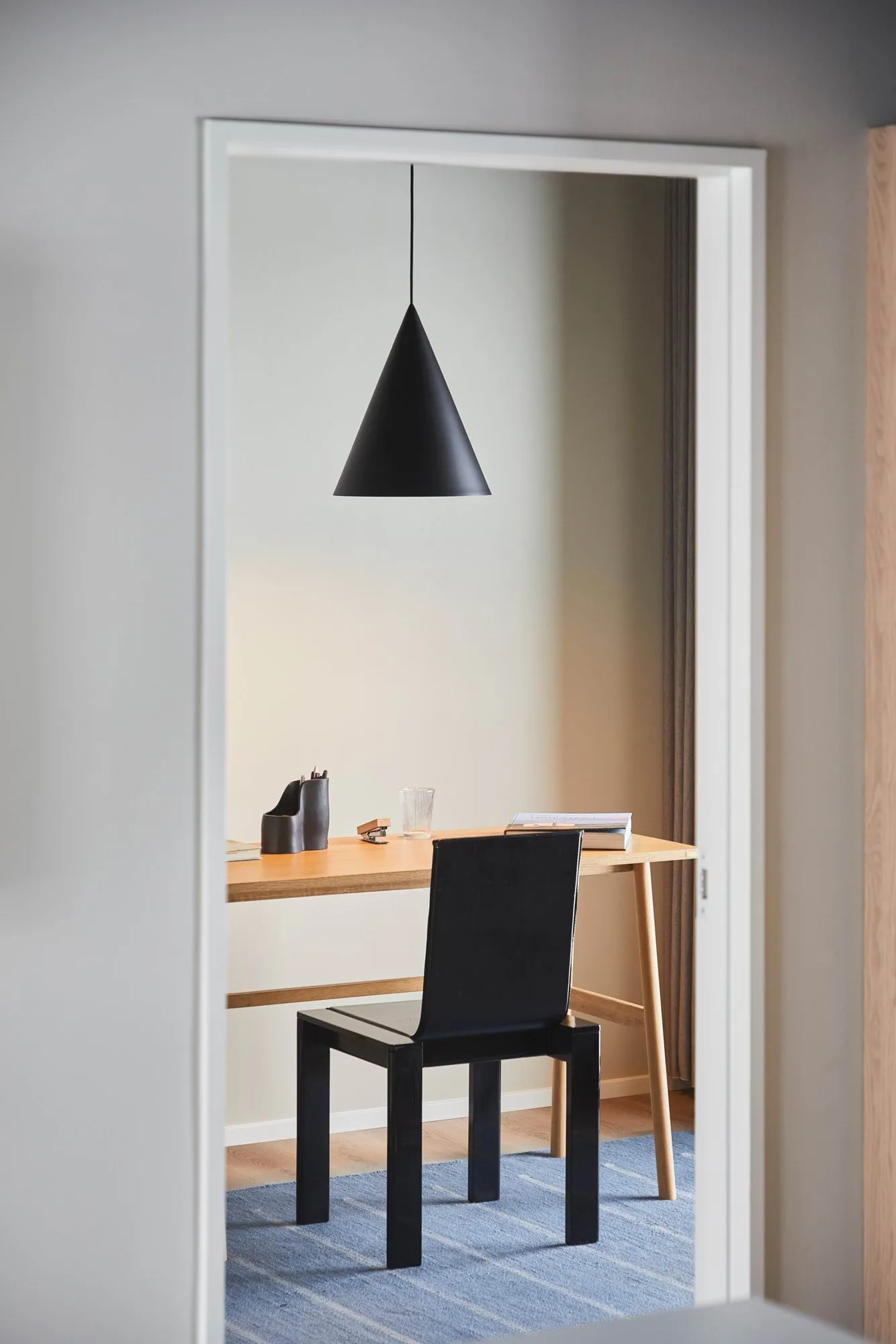 Hanzu pendant lamp, Black, Ø35 cm Loom Design