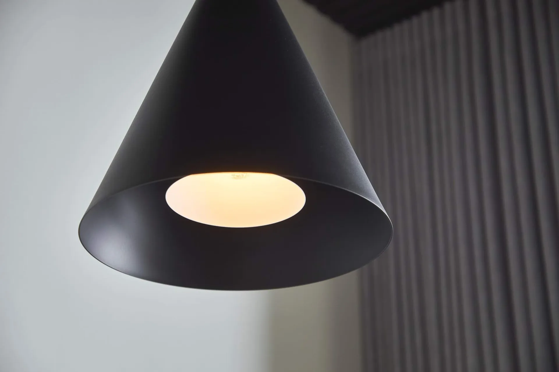 Hanzu pendant lamp, Black, Ø35 cm Loom Design