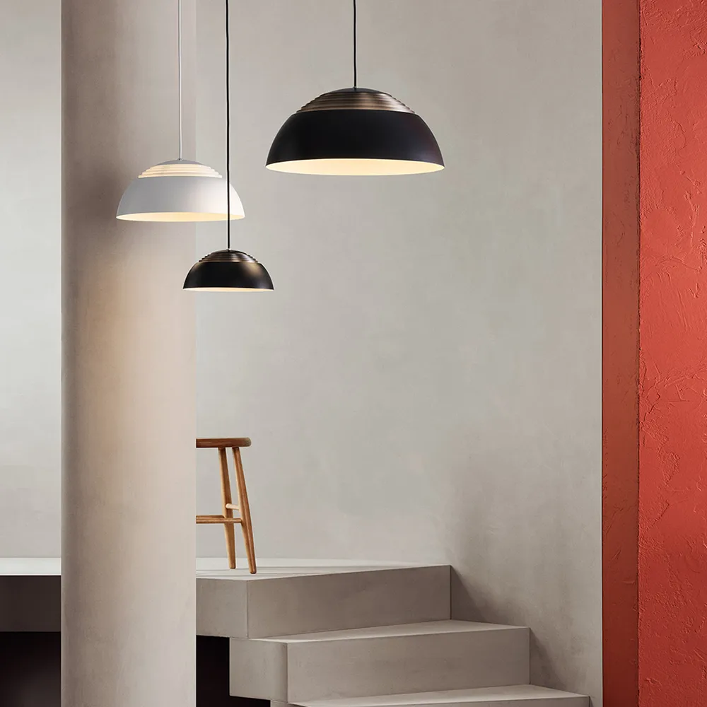 AJ Royal pendant lamp 2700K Ø25 cm, White Louis Poulsen