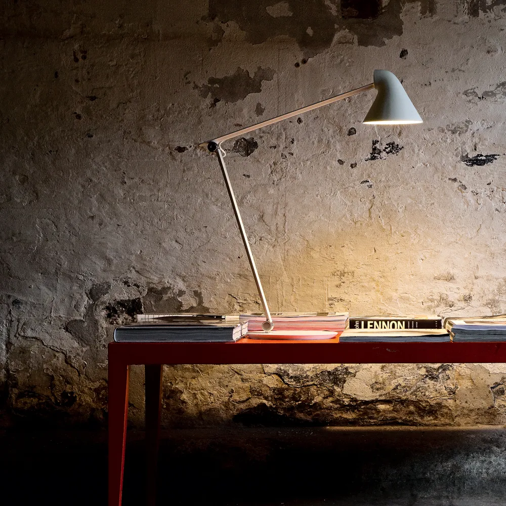NJP desk lamp, Light grey, clip, 3000k Louis Poulsen