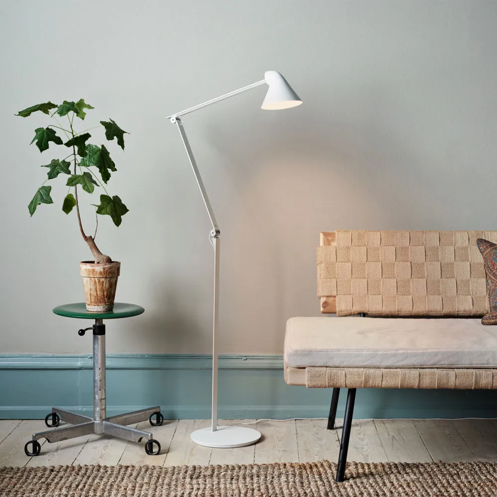 NJP floor lamp, Black, LED, 3000k Louis Poulsen