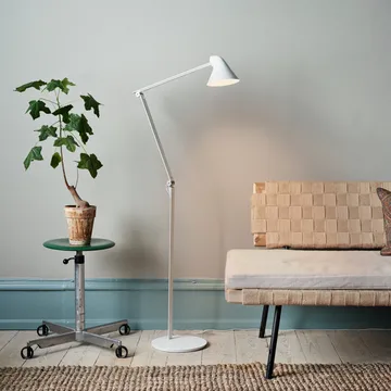 NJP floor lamp - White - Louis Poulsen