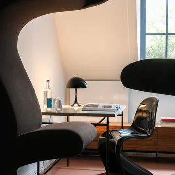 Panthella 250 table lamp - Black - Louis Poulsen