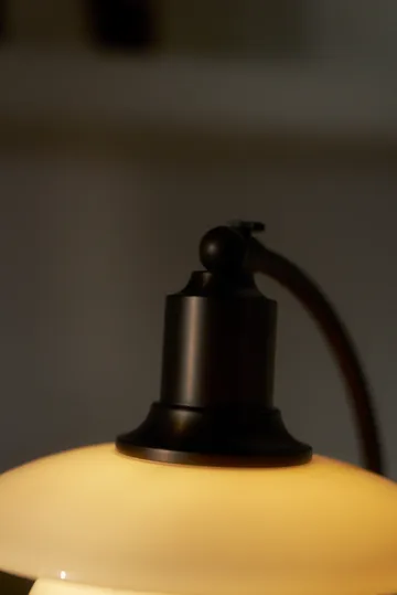 PH 2/2 Luna table lamp - Aged brass-opal glass - Louis Poulsen