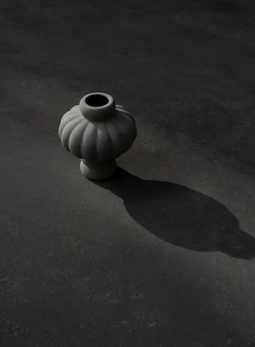 Balloon vase 20 cm - Sanded Grey - Louise Roe