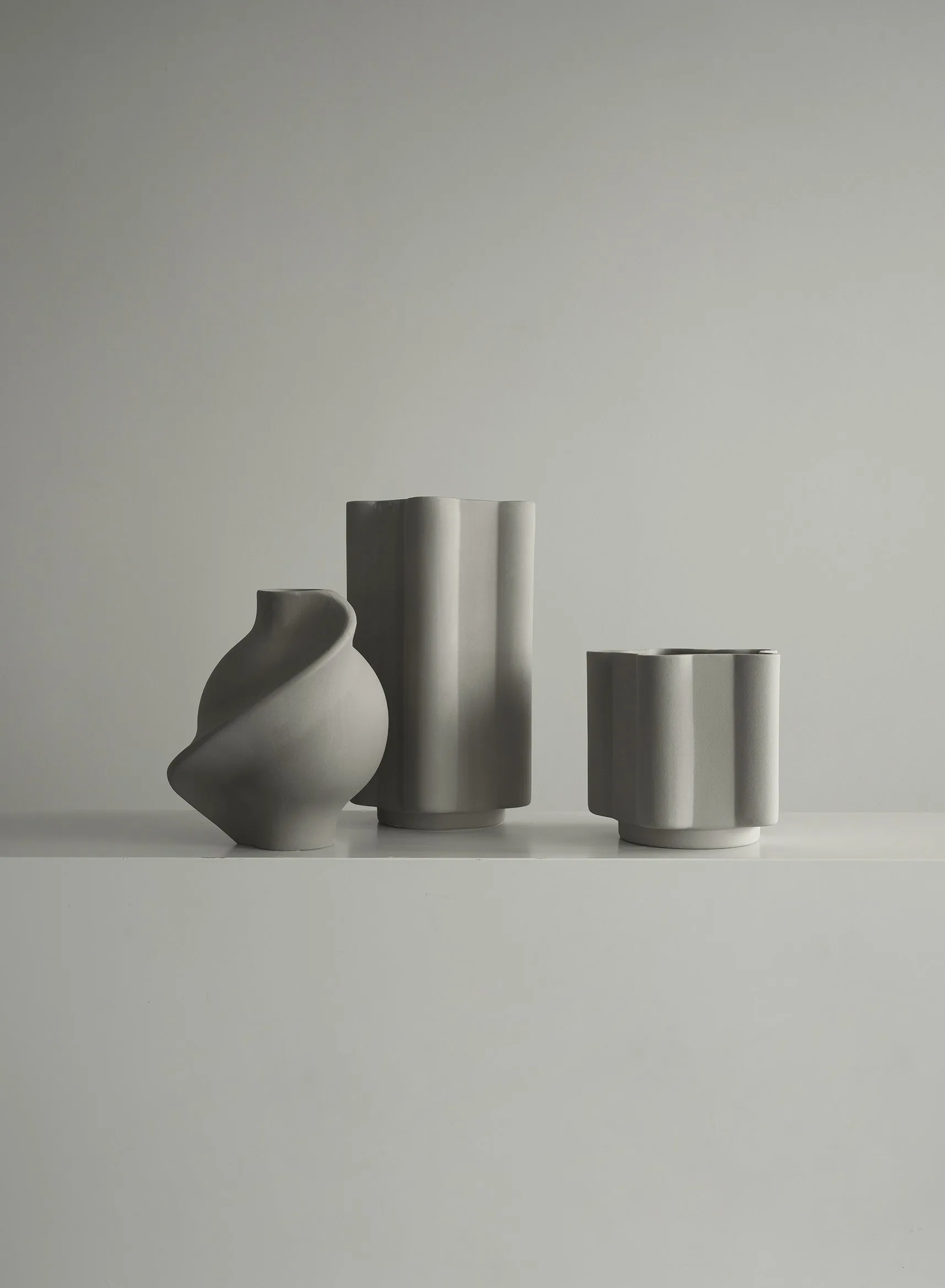 Pirout vase 01 22 cm, Sanded Grey Louise Roe