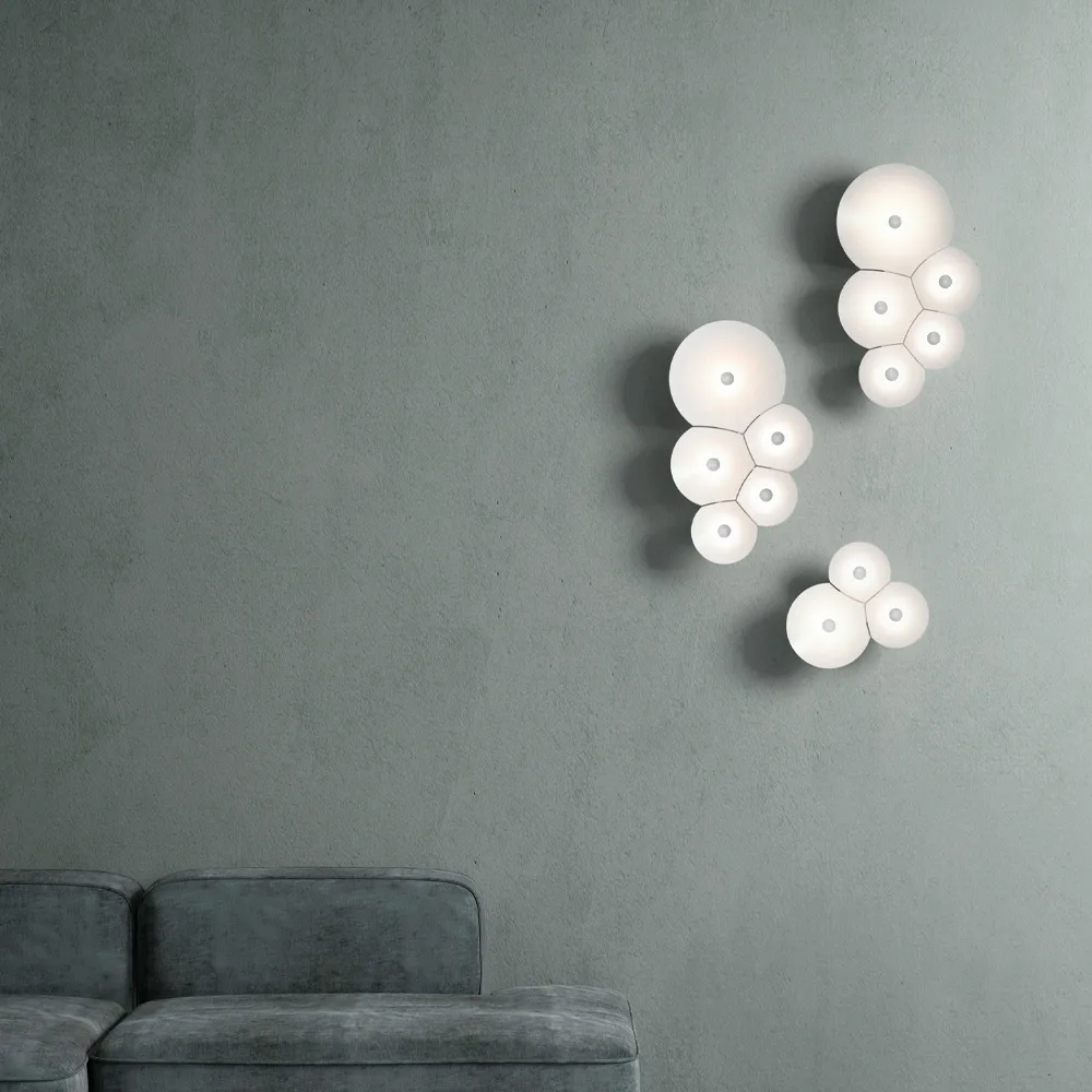 Bulbullia wall lamp, White Luceplan