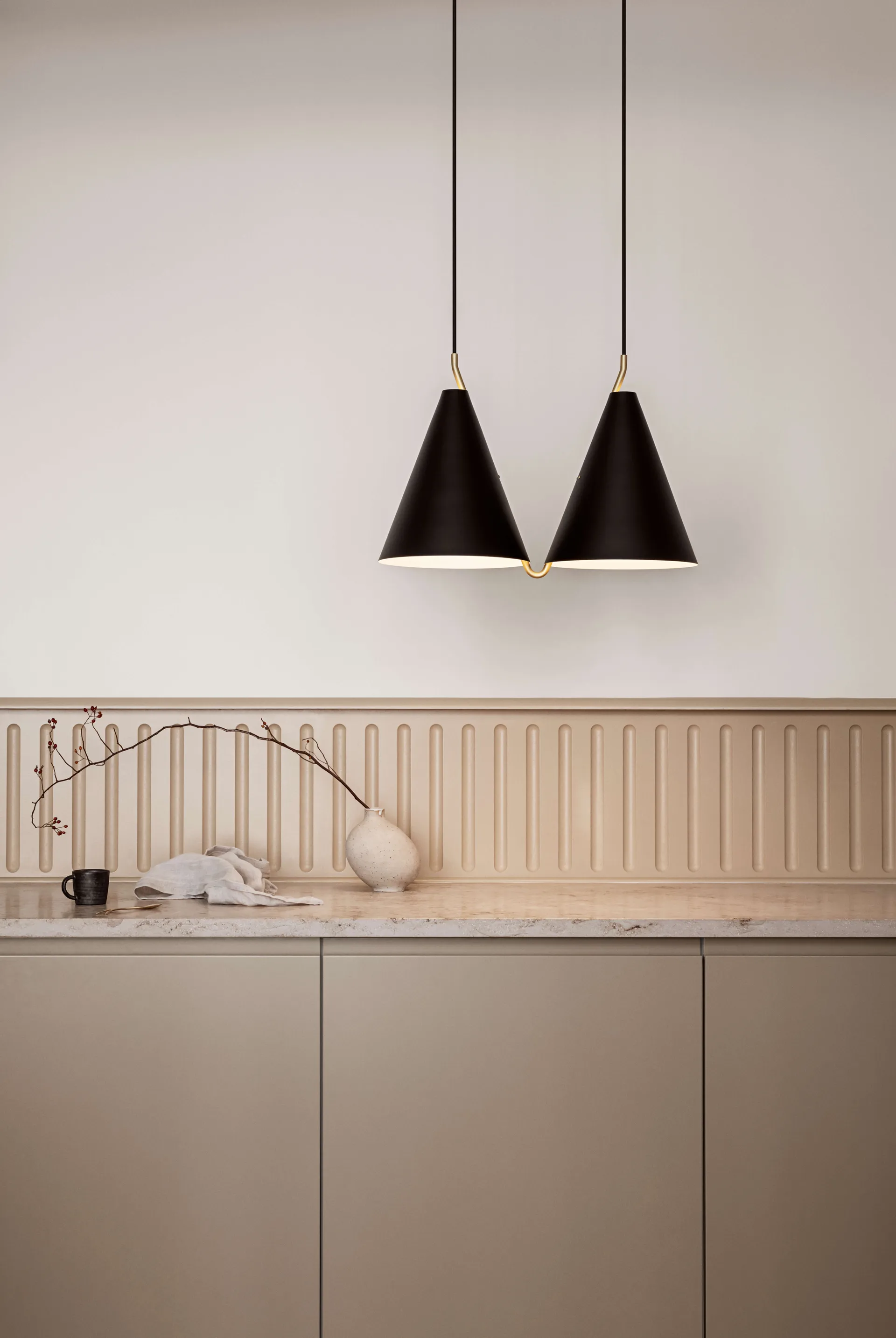 Mosaik II Side by Side 250 pendant, Black LYFA