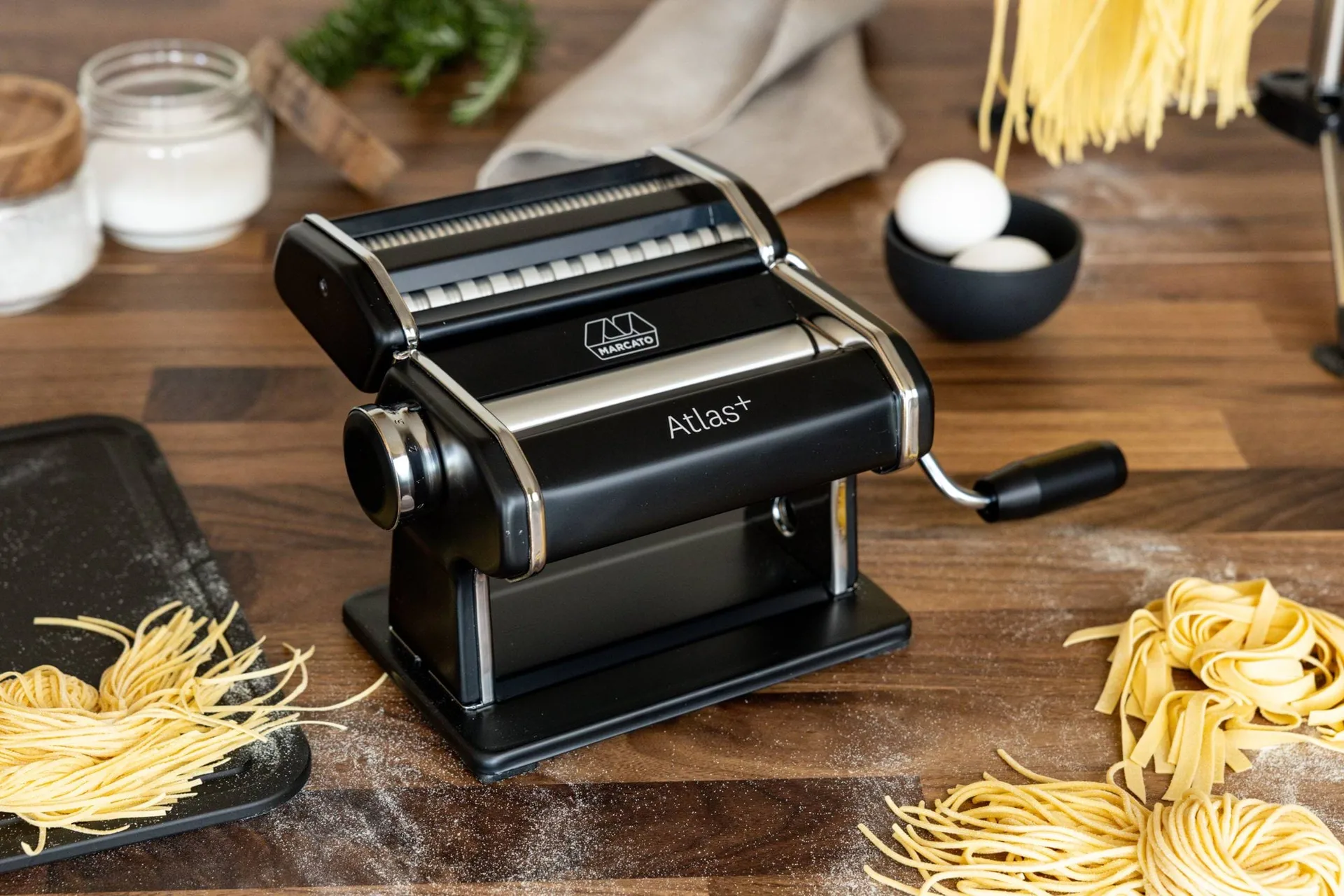 Marcato Atlas 150+ pasta machine, Black Marcato